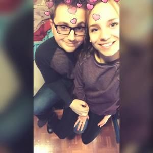 Meet your Posher, Emi